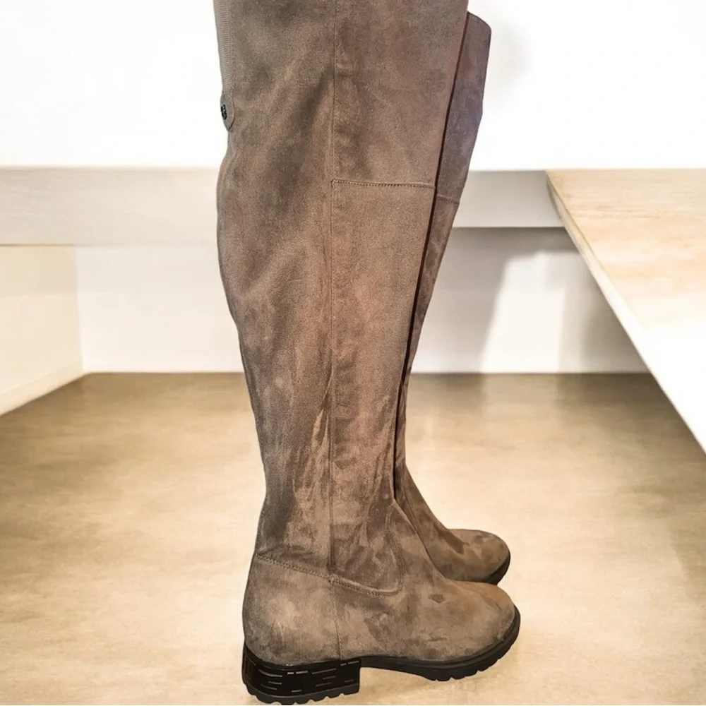 Guess Women's Raniele Brown Faux‎ Suede Over The Knee Boots Size 10